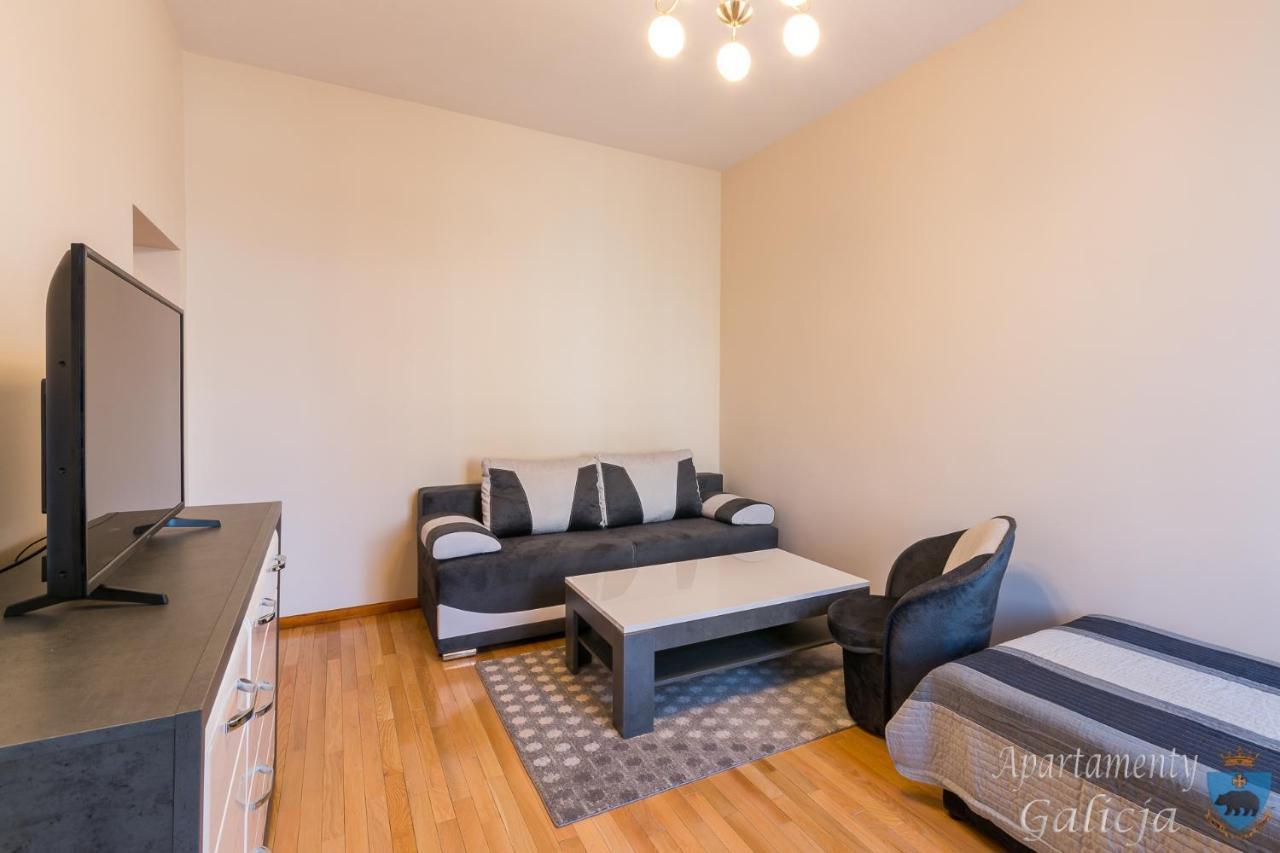 פז'מיסל Apartamenty Galicja מראה חיצוני תמונה